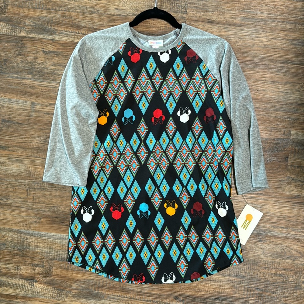 M Minnie Mouse top